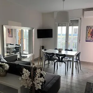 Panoramico Vicino A Fiere E Stadio Milan