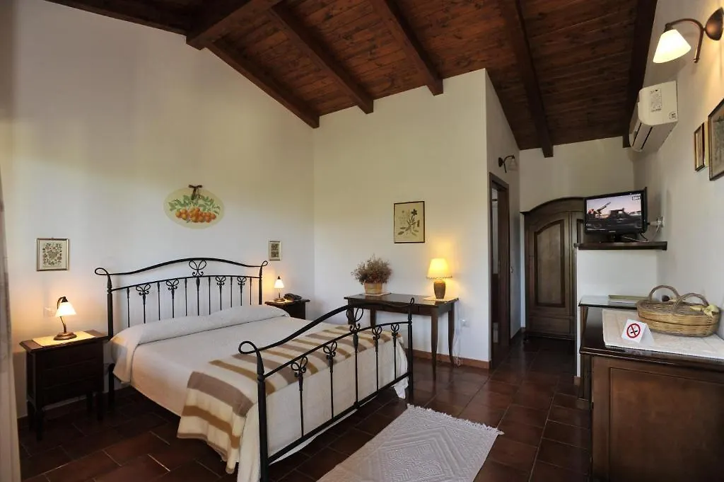 Country house Country Hotel Vessus Italy