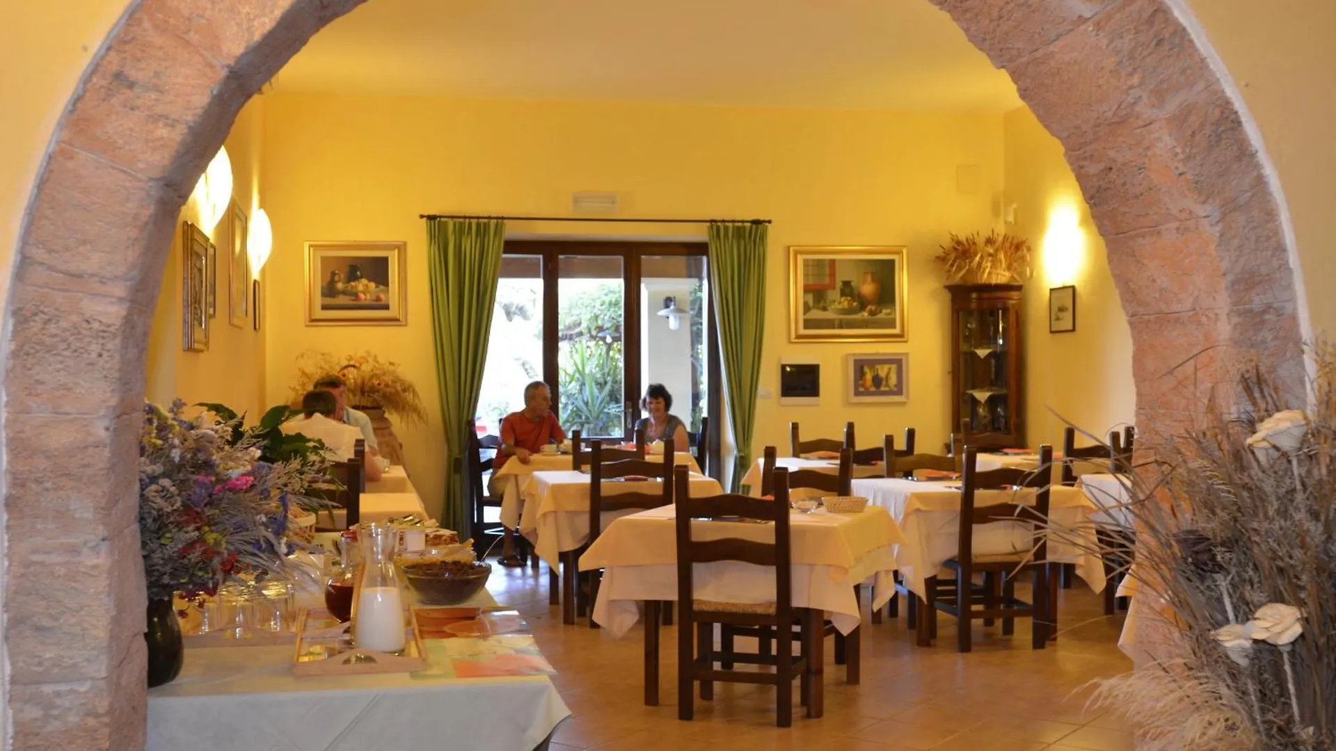 Country Hotel Vessus 0*, Alghero