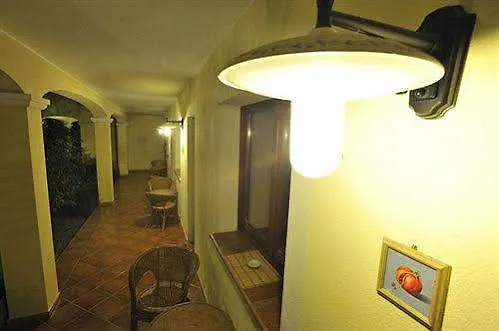 Country house Country Hotel Vessus Italy